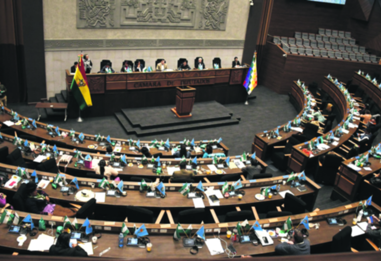 La Asamblea Legislativa está estancada con proyectos de ley claves y sin gobernabilidad