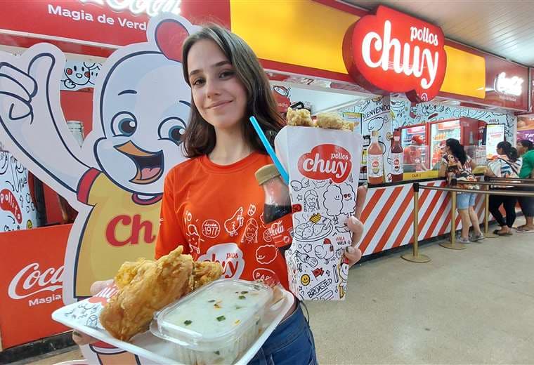 Pollos Chuy presente en la Expocruz con una amplia variedad en su menú