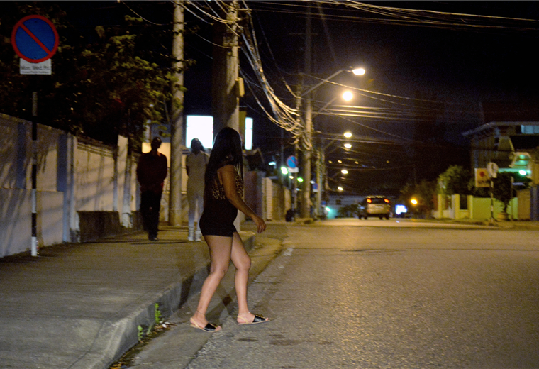 Migrar a la prostitución: la explotación de venezolanas en Trinidad y Tobago