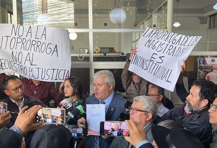 La bancada de CC en Sucre presenta denuncia contra los magistrados: