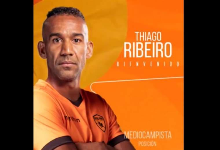 Thiago Ribeiro retorna a Royal Pari luego de su paso por Real Tomayapo