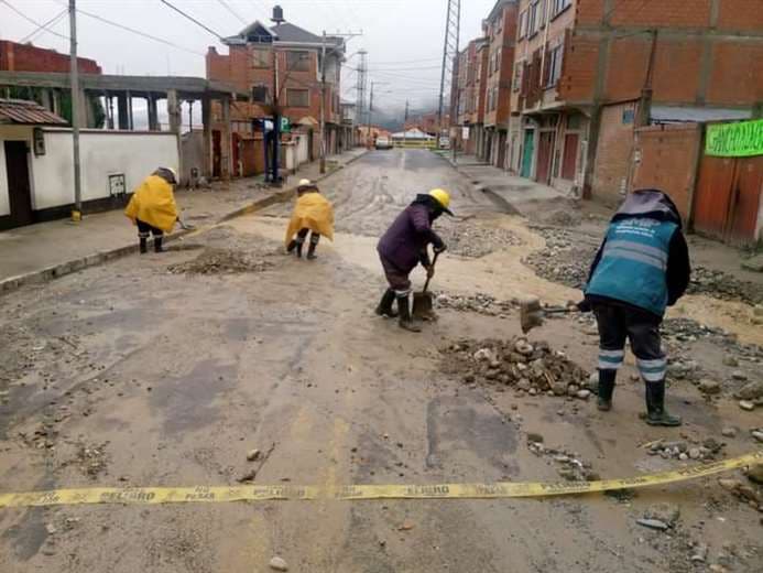 Alcaldía de La Paz atendió 54 emergencias por la torrencial lluvia