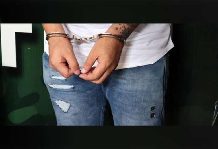 Reprograman la audiencia del policía hallado con 50 kilogramos de droga; Fiscalía pide 180 días de cárcel