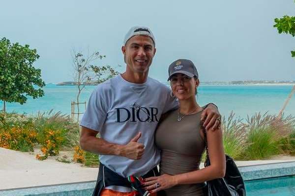 Cristiano Ronaldo y Georgina Rodríguez: sus vacaciones junto a sus hijos