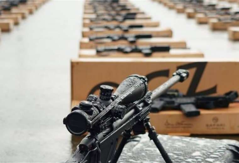 El Gobierno eroga Bs 8,4 MM para armamento; el 80% se destinó para adquirir fusiles de asalto