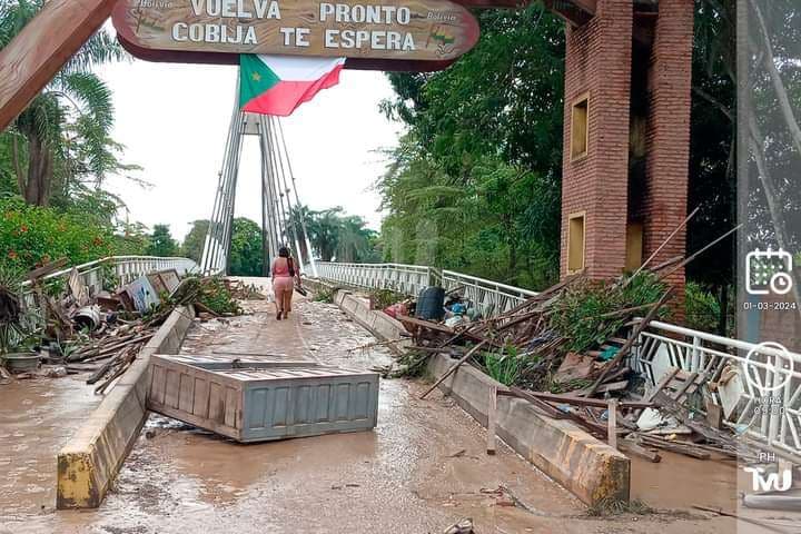 Desciende el agua en Cobija y deja una estela de destrucción 