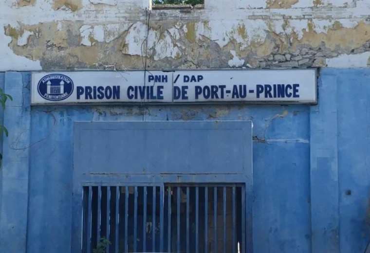 Fuga de presos en Haití tras asalto armado a una cárcel deja una decena de muertos