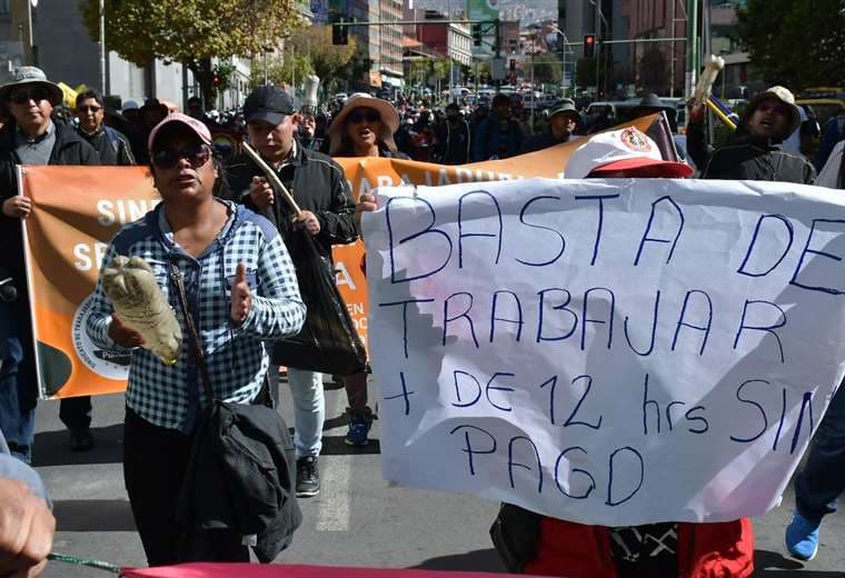 Protesta de los trabajadores municipales. Foto: APG
