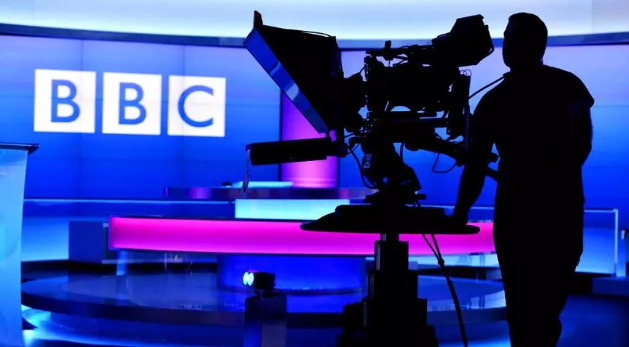 cuatro presentadoras de tv denuncian a BBC por discriminación